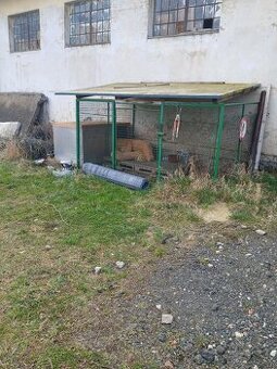 Voliéra pro psa + zateplená  bouda.