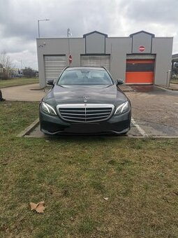 Prodám Mercedes-Benz E220d