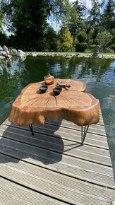 Konfereční stolek z dubu