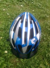 Cyklistická helma Carrera SHAKE