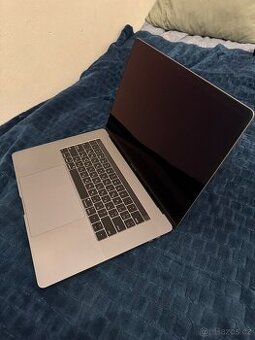 MacBook Pro 2018 15,4” 32gb, 1Tb, i7 2,2GHz