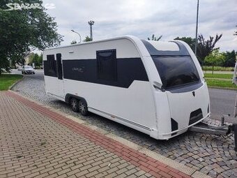 Obytný karavan Sublim 610S