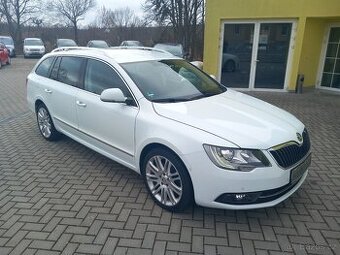 Škoda Superb 2.0TDi DSG 4x4 ELEGANCE NAVI BI-XENONY