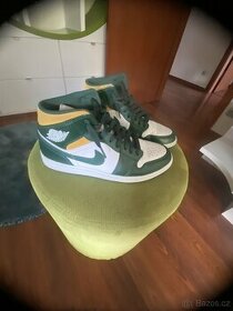 jordans 1 mid sonic - 1
