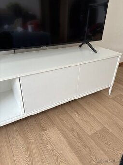 Prodám TV stolek