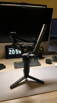 Prodám stabilizátor Zhiyun Weebill S