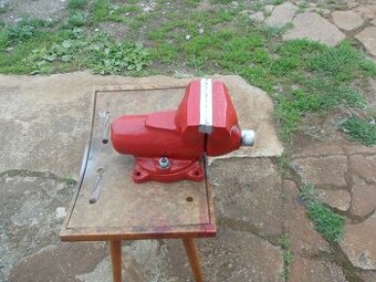 svěrák york 125