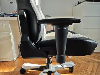 Herní židle DXRACER