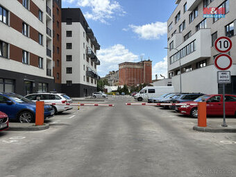 Prodej garážového stání, 11 m², Pardubice, ul. Rokycanova - 1