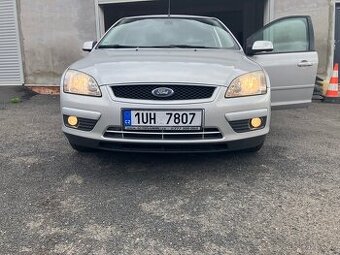Ford Focus Mk2 1.6 benz.74kw temp. klima, rozmraz.