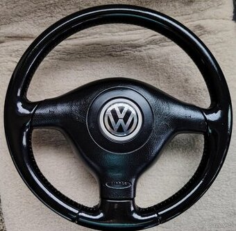 prodám tříramenný volant do VW , Škody ,Seat