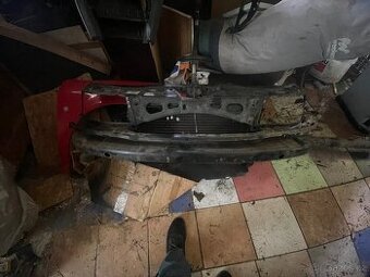 Stěna i s chladičem a saharou octavia 1
