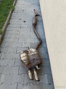 Výfuk audi a5