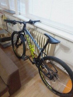 Prodávám neoježděné kolo specialized