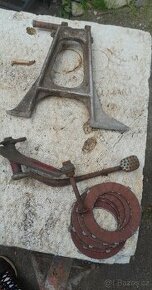 Jawa kývačka panelka 350