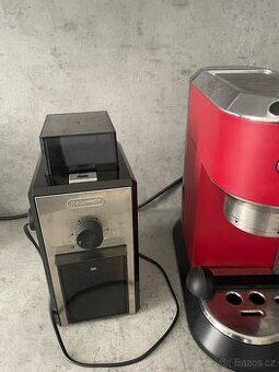 Mlýnek na kávu DeLonghi, 2ks