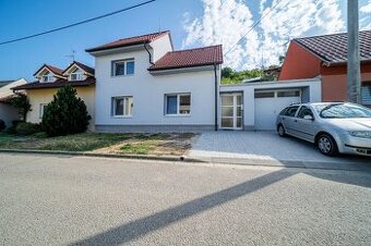 RD 6+1 k pronájmu, Míkovice, Uherské Hradiště