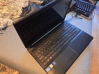 Asus X54HR