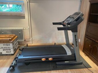 Běžecký pás vyšší třídy Nordictrack T13.0
