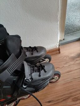 Kolečkové brusle Pawerslide