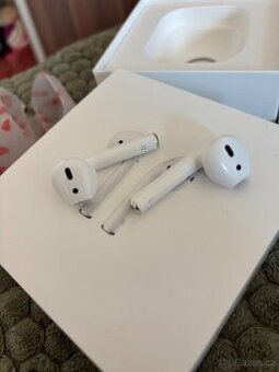 Apple Airpods 2nd generation