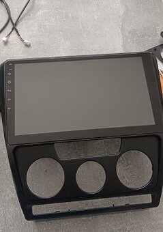 2 DIN rádio 2005-2015 – Android Auto, GPS, WiFi, Bluetooth
