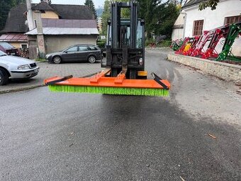 zametací kartáč