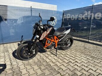 KTM DUKE 690