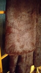 prodám kožich (na výšku cca 172 cm)