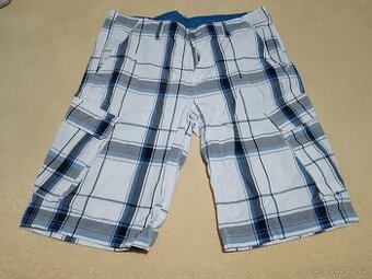 Prodám pánske kraťasy cropp