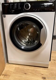 Pračka Whirlpool