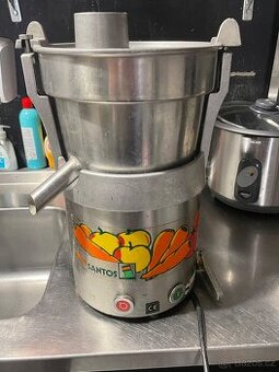 Odšťavňovač Santos Profi