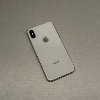 ZÁNOVNÍ APPLE IPHONE 16 PRO 128GB-POUŠTNÍ TITAN,BATERIE 100%