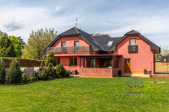 RD 8+1/G,B,T, ležící na pozemku o velikosti 840 m2, Přezleti