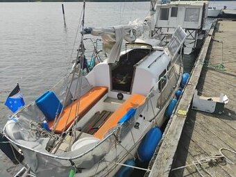 Kajutova plachetnice