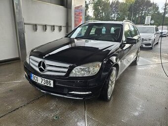 Mercedes-Benz C220 (řada W204)