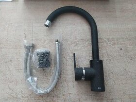 Dřezová baterie granitová černá