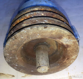 Hřídel cirkulárky - okružní pily (vřeteno)