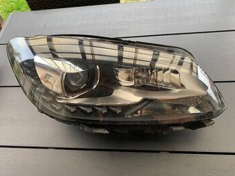 Přední Bi-Xenon světlomet pravý  VW Touran 2010-2015