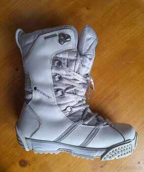 Kožené sněhule ICEBUG do extrému