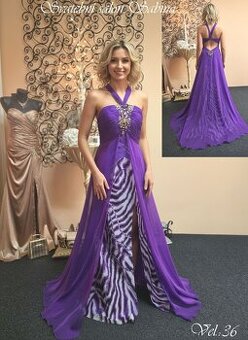 OJEDINĚLÉ PLESOVÉ ŠATY S VLEČKOU vel.36