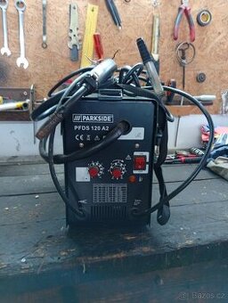 Svářečka na plněný drát