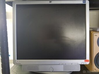 LCD Monitor HP nastavitelná výška monitoru zabudované repro