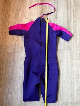 Detsky neopren Decathlon 77 cm delka Kratky