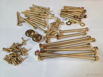 spojovací materiál na veterány