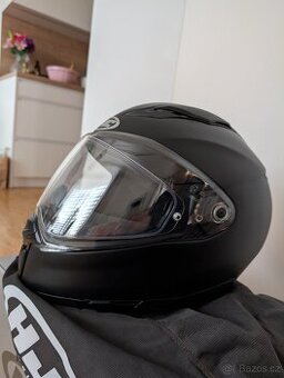 Helma HJC F70 XL a Astone GT 800 Evo M