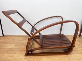 Vzácné křeslo Halabala h-74, UP závody