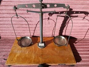Prodám laboratorní váhu