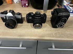 staré fotoaparáty všechny za 2000