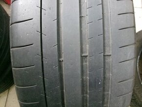 225/40 R18 MICHELIN (3,5-4mm) č.14337